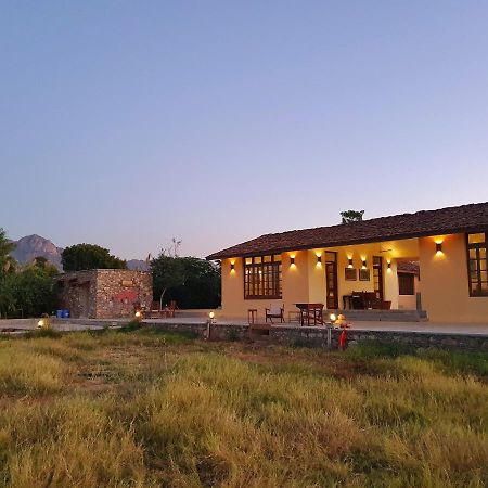 Bijapur Lodge Jawai Ngoại thất bức ảnh